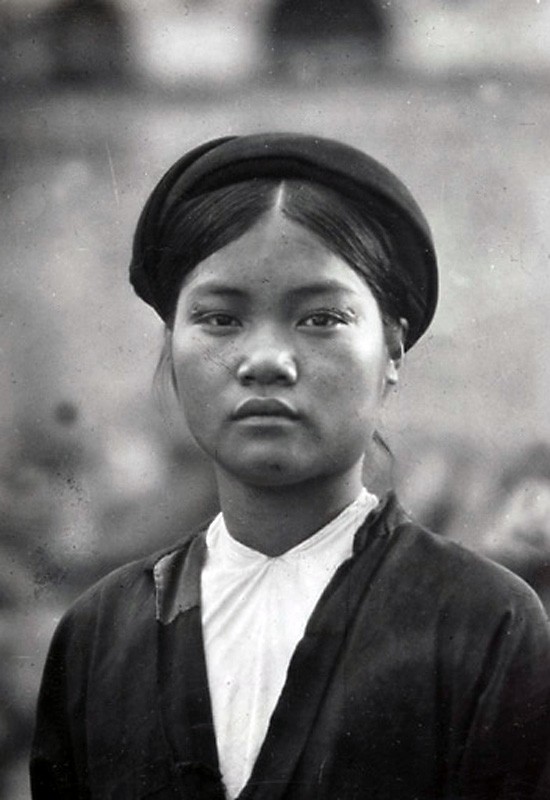 Một thôn nữ thời kỳ 1919 - 1926.